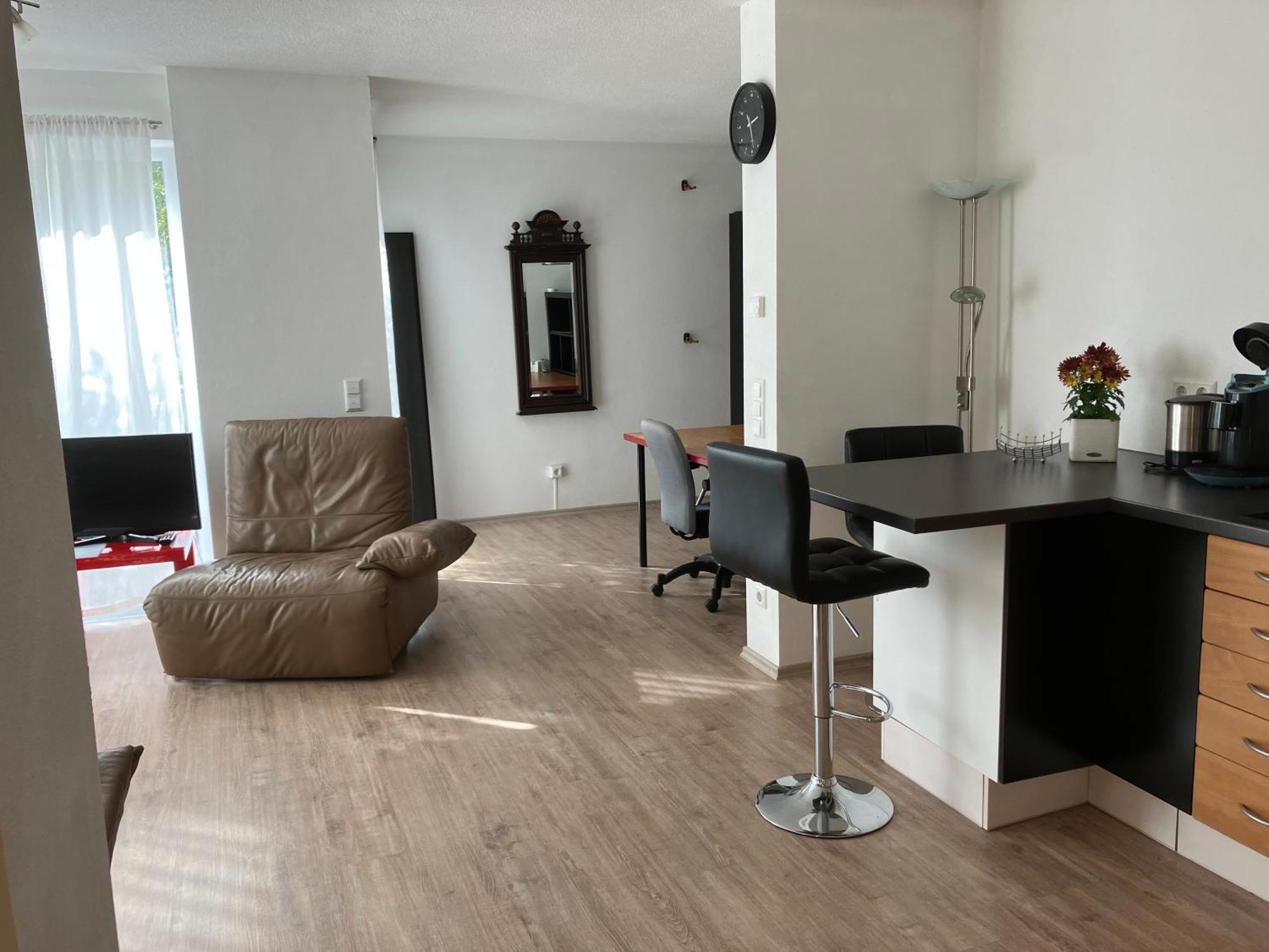 Helle & Ruhige Wohnung In Neu-Ulm Exteriér fotografie